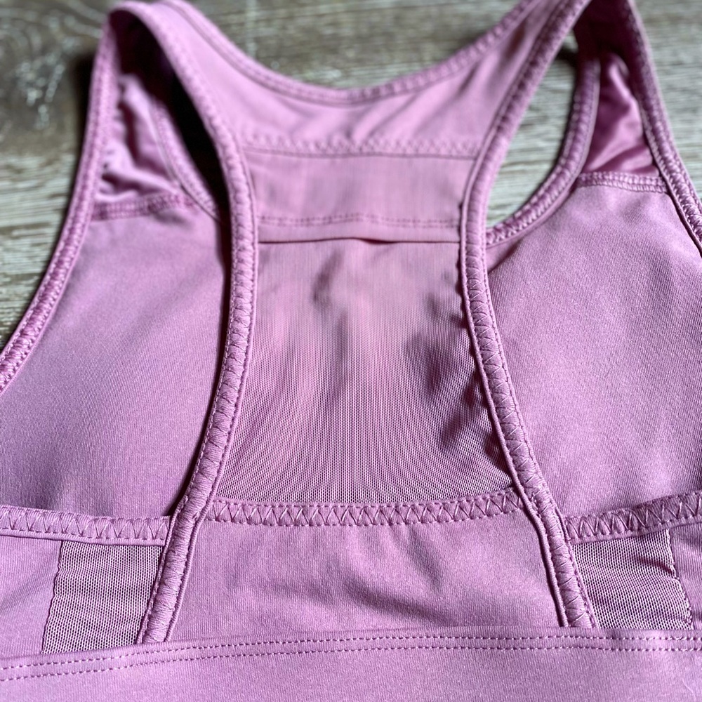 🎶Fabletics Sports Bra - Picture 8 of 8